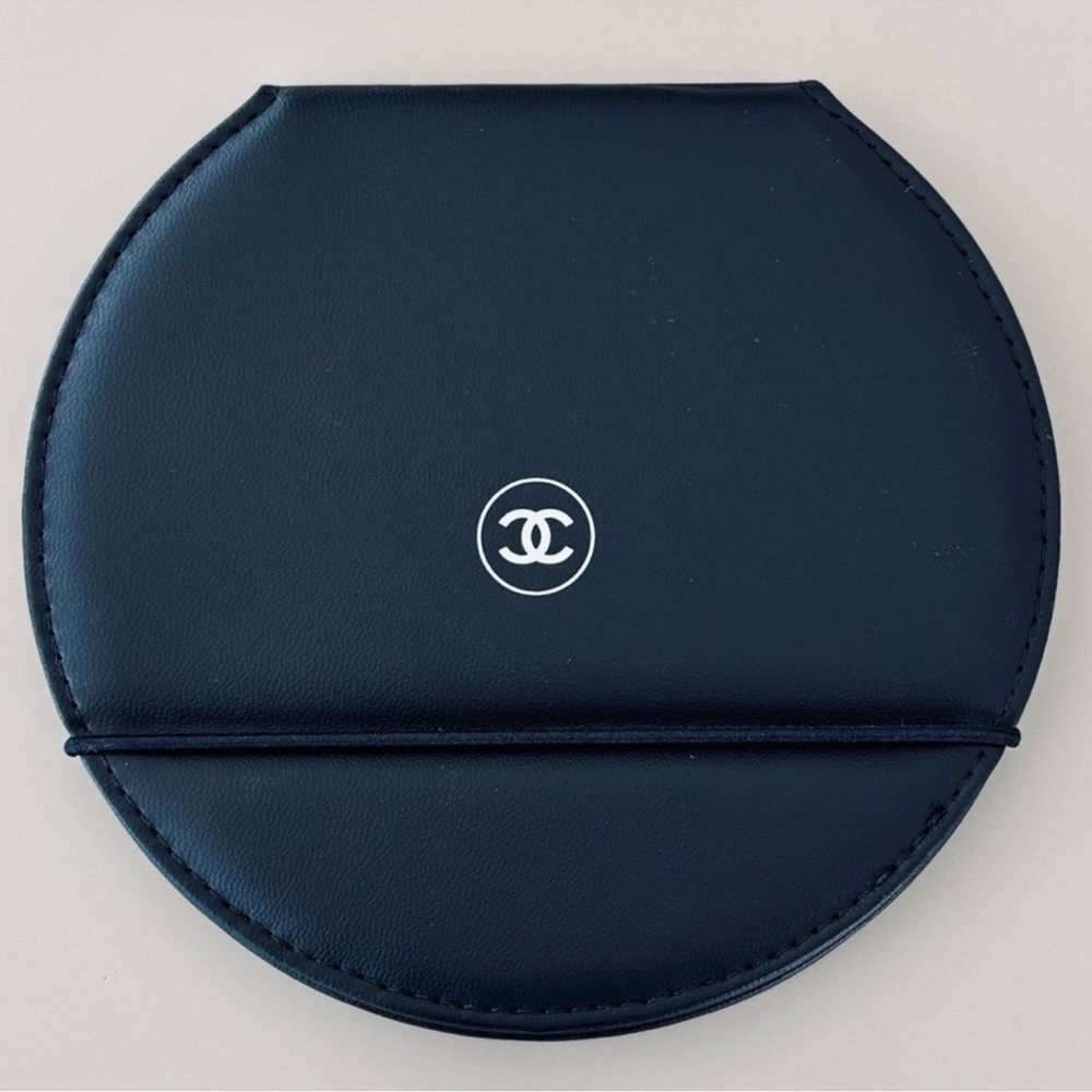 Chanel Beauté mirror - Picture 2 of 4